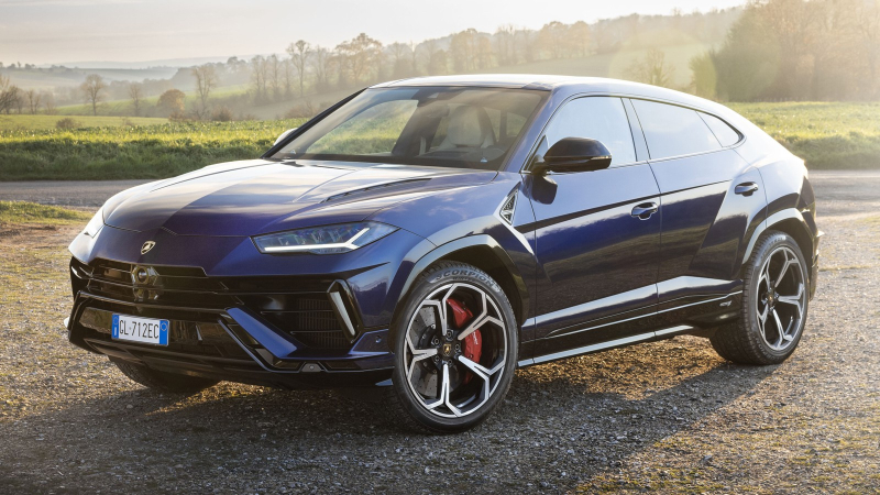 Трёхдверный Lamborghini Urus: каким он может быть