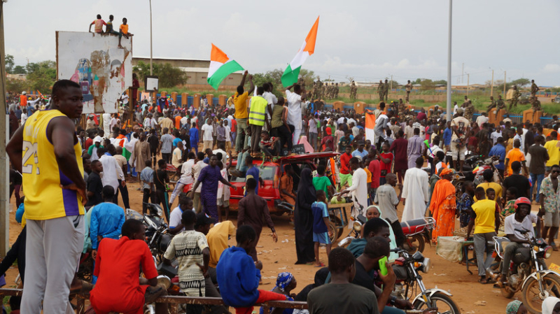 Без признаков стабилизации: переходное правительство Нигера призвало снять со страны санкции ЭКОВАС
