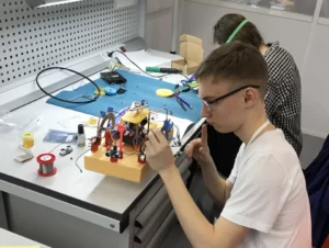 Детский технический лагерь: где рождаются будущие инженеры