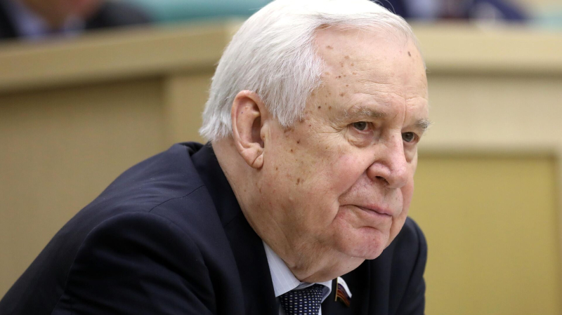 Полномочия белгородского сенатора Рыжкова досрочно прекращены