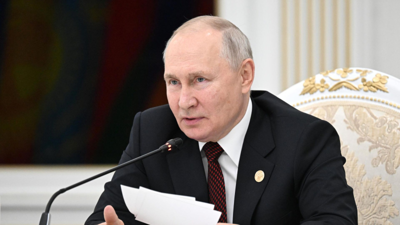 Путин встретится с новым составом Общественной палаты