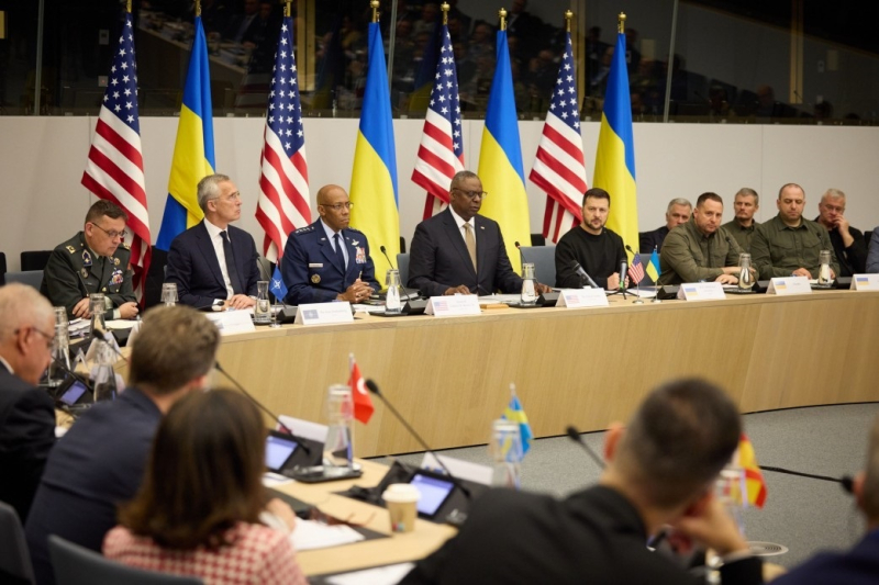 «Ставка на силовое решение»: Россия отреагировала на заявление США о новом пакете военной помощи Украине