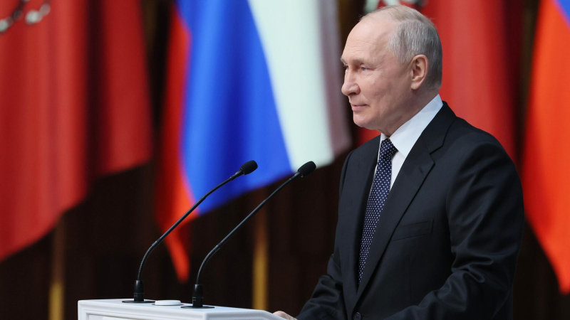 ВЦИОМ: 79 процентов россиян поддерживают Путина на посту президента