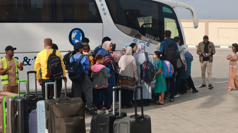 «До вывоза всех обратившихся за помощью»: МИД рассказал о процессе эвакуации россиян из сектора Газа