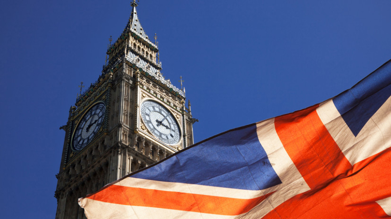 «Нестандартный ход»: как назначение Кэмерона на пост главы МИД Великобритании повлияет на курс Лондона