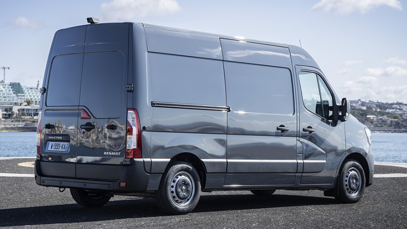 Новый Renault Master обещает великолепную аэродинамику и сниженный расход энергии