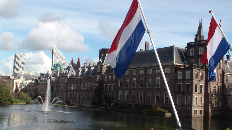 «Придётся вступить в тяжёлые переговоры»: эксперты — о победе правых на выборах в Нидерландах