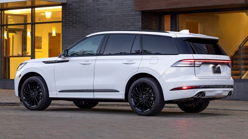 Обновлённый Lincoln Aviator: один мотор, но больше опций, чем у родственного Форда