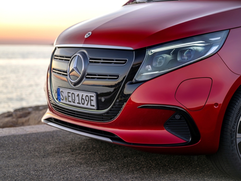 Mercedes-Benz V-Class в следующем поколении получит роскошную версию Maybach