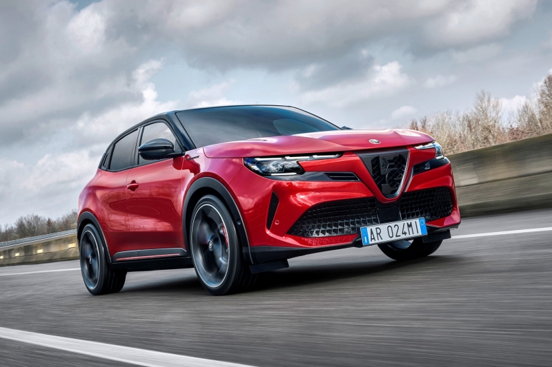 Alfa Romeo Junior Veloce будет мощнее, чем ожидалось: 280 «лошадей» вместо 240