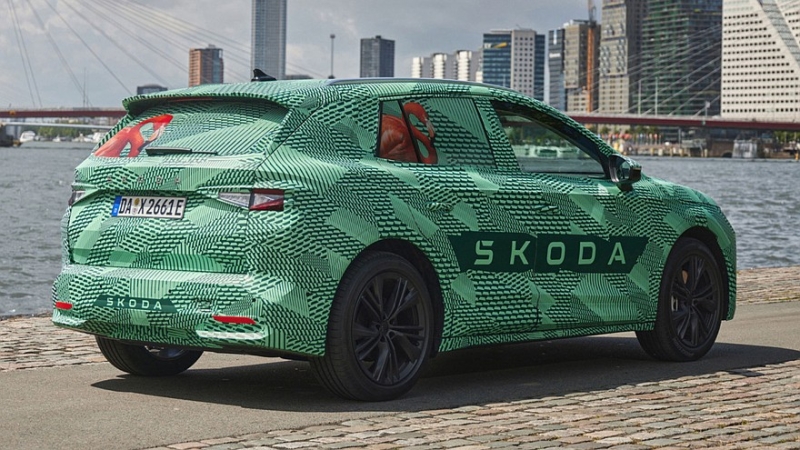 Новый кроссовер Skoda Elroq: первые изображения