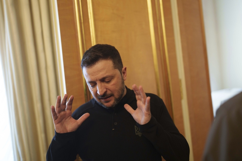 «Совпадения во мнениях нет»: зачем США обсуждают с союзниками гарантии безопасности для Украины