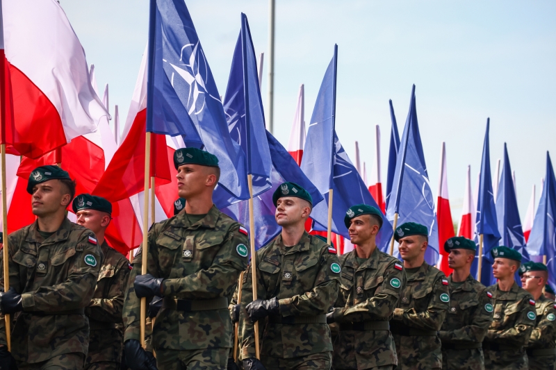«Балансировать на грани войны с Россией»: зачем Мелони предложила распространить Пятую статью Устава НАТО на Украину