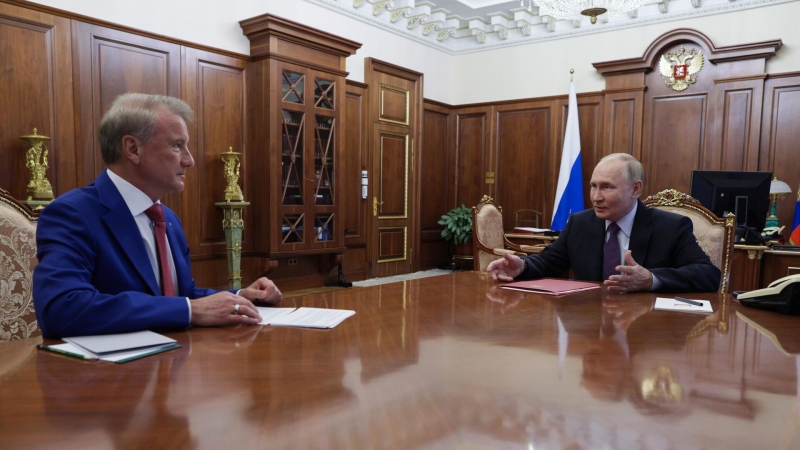 Путин принял Грефа в Кремле