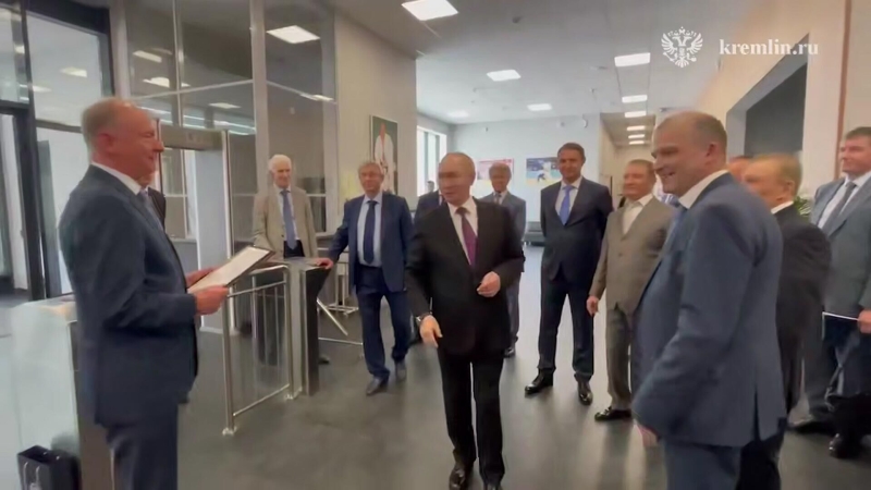 Путин продолжит рабочую поездку в Северо-Западный федеральный округ