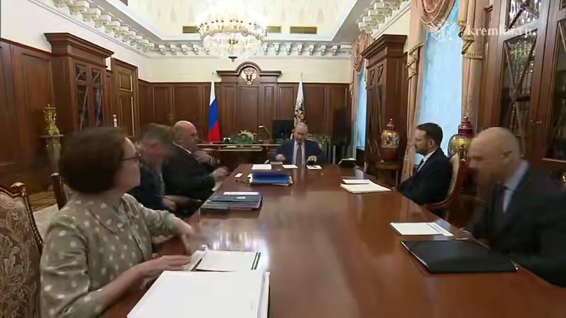 Путин провел встречу с главой ФНС