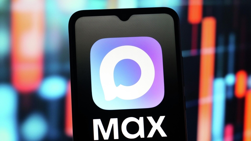 Власти Саратовской области переведут рабочие чаты в мессенджер Max
