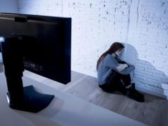 Бьет по психике. Врач рассказала, чем опасен ковид и как сегодня лечат душу