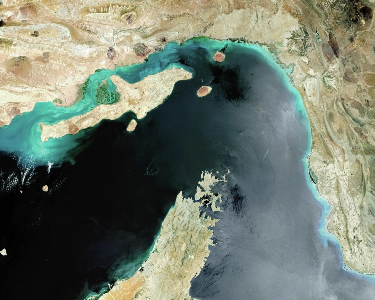 Ормузский пролив: угроза закрытия, значение для Ирана и всего мира