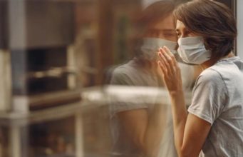 Эксперт Зверев рассказал, что коронавирус приобретает сезонный характер