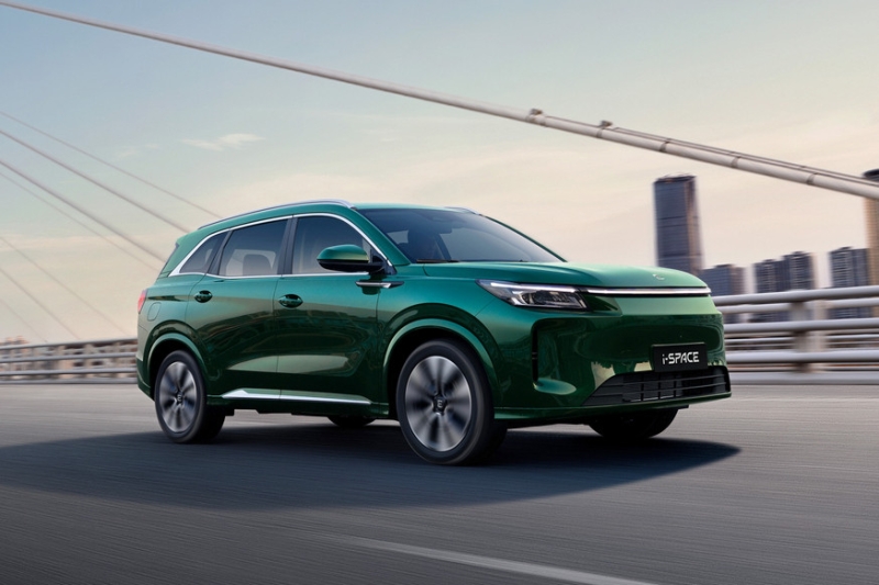 Кроссовер Evolute i-Space: скоро &ndash; с полным приводом