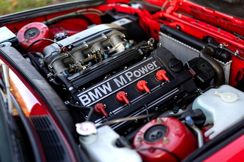 Редкий BMW M3 Sport Evolution 1990 года в идеальном состоянии продадут на аукционе