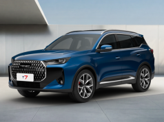 Завод в Калуге выпустил юбилейный автомобиль Tenet