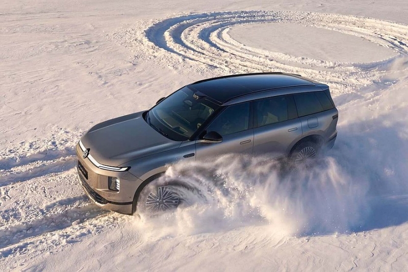 Большой кроссовер Volkswagen ID.Era 9X: засвечен интерьер