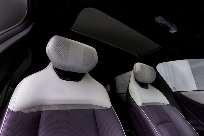 Кроссовер Mazda CX-6e на платформе Changan: официальная премьера