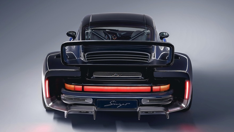 Крутой инжиниринг и немного магии: первый Singer DLS Turbo получил имя «Колдун»