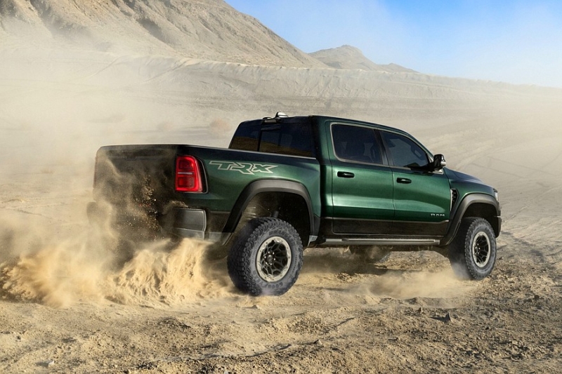 Масл-трак Ram 1500 SRT TRX вернулся: мощнее, быстрее и богаче предшественника