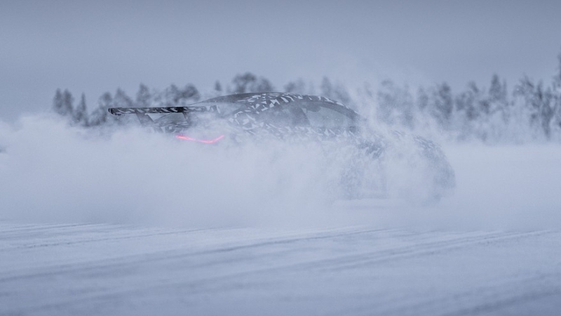 Mercedes-AMG готовит лимитированную серию купе CLE с двигателем V8