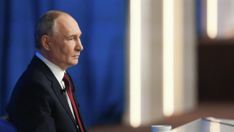 Путин поблагодарил следователей в зоне СВО