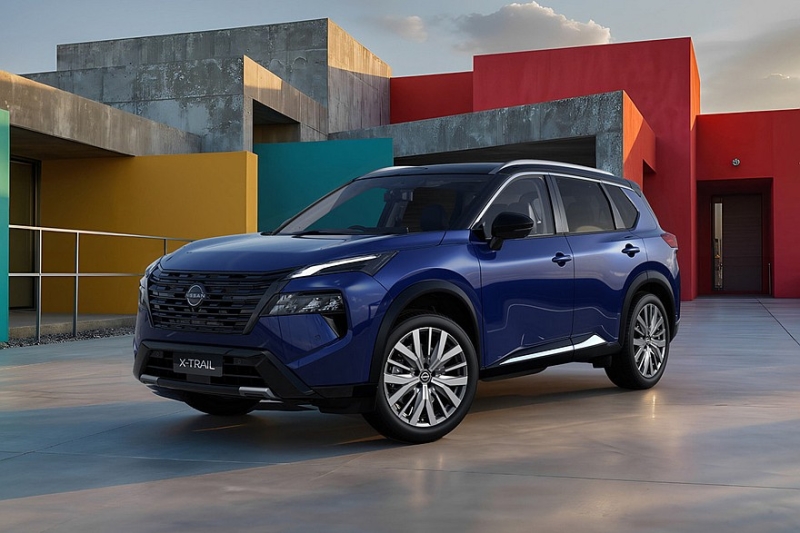 Ещё один обновлённый Nissan X-Trail: без спецверсий, зато моторная гамма – шире