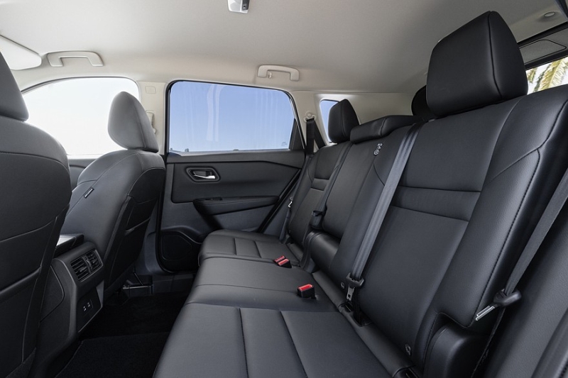 Ещё один обновлённый Nissan X-Trail: без спецверсий, зато моторная гамма – шире