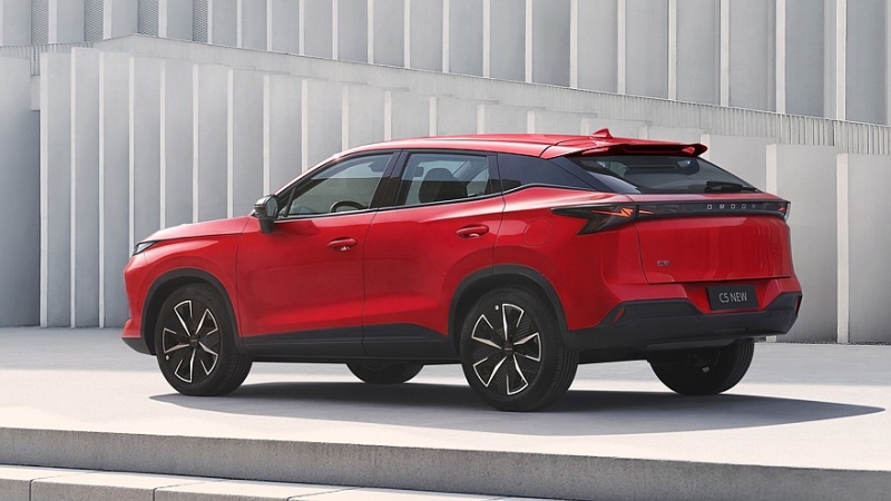 Новый кроссовер Omoda C5, предназначенный для РФ, показался на свежих фото