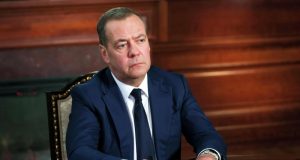 Россияне определяют будущее государства, заявил Медведев